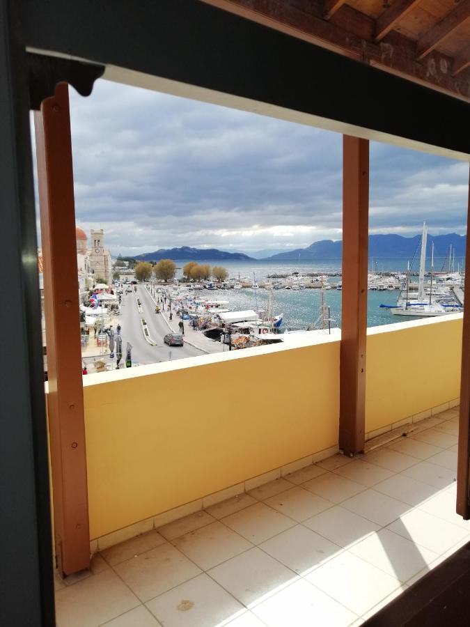 Aegina Port Apt 2-Διαμέρισμα Στο Λιμάνι Της Αίγινας 2 מראה חיצוני תמונה