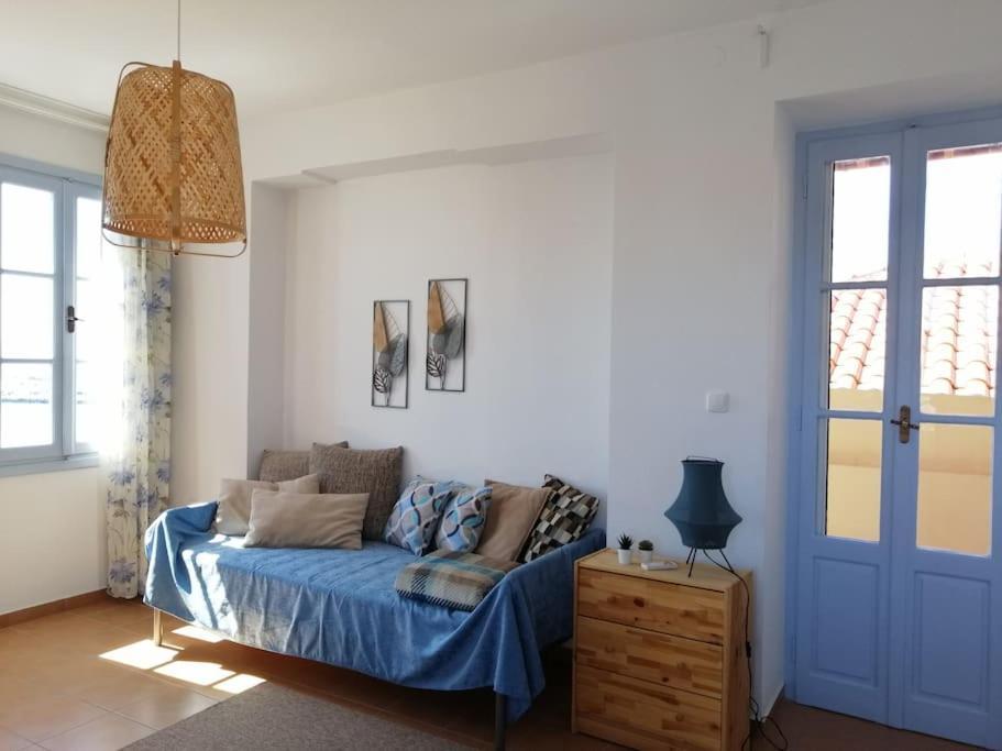 Aegina Port Apt 2-Διαμέρισμα Στο Λιμάνι Της Αίγινας 2 מראה חיצוני תמונה