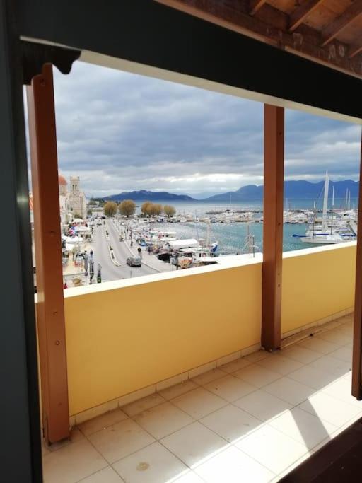 Aegina Port Apt 2-Διαμέρισμα Στο Λιμάνι Της Αίγινας 2 מראה חיצוני תמונה