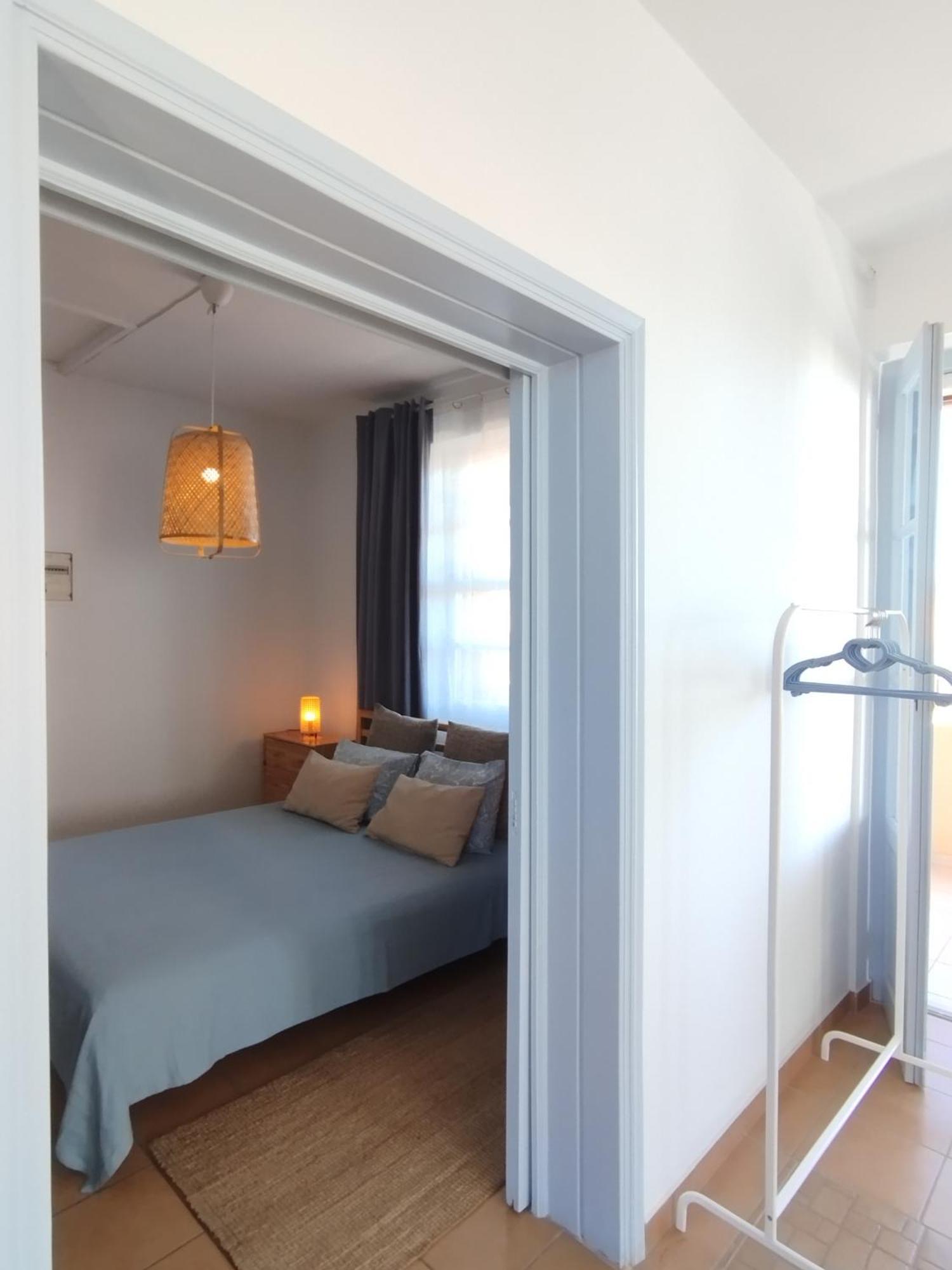 Aegina Port Apt 2-Διαμέρισμα Στο Λιμάνι Της Αίγινας 2 מראה חיצוני תמונה